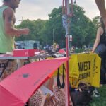LEFÖ und Amnesty International Österreich Infotische